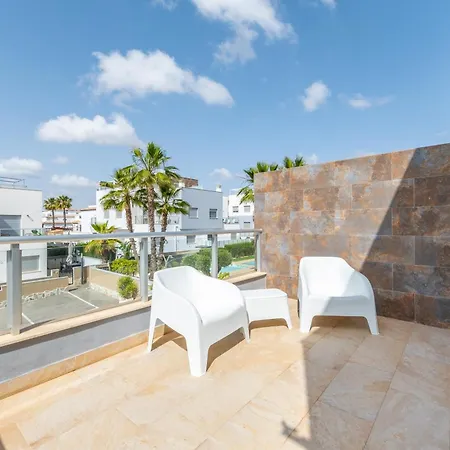 Bahati Dehesa de Campoamor (Orihuela Costa)