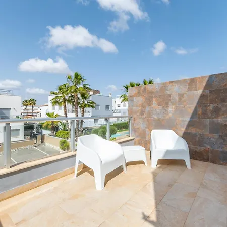 Bahati Vila Dehesa de Campoamor (Orihuela Costa)